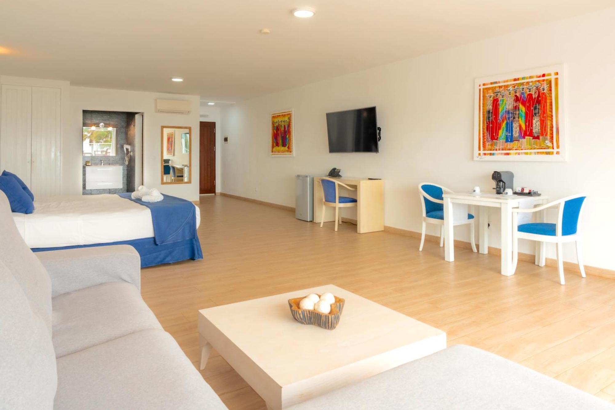 Livvo Budha Hotel Santa Maria